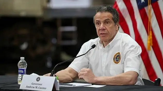 New Yorklu Demokratlar 'taciz' ile suçlanan Vali Cuomo'yu istifaya çağırdı