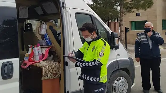 Yalıhüyük'te okul servis araçları denetlendi