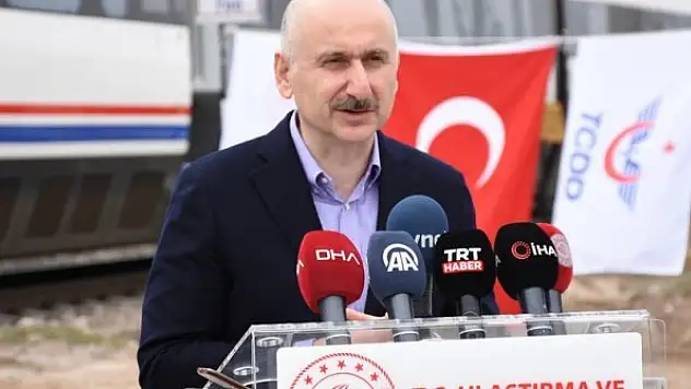 Bakan Karaismailoğlu: Artık Çin'e, Rusya'ya, Avrupa'ya trenlerimiz vızır vızır işliyor
