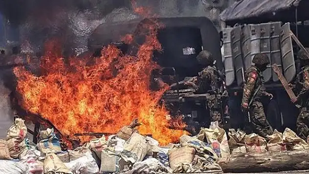 BM: Myanmar'da askeri cunta en az 70 kişiyi öldürdü