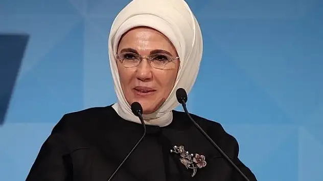 Emine Erdoğan 14 Mart Tıp Bayramı'nı kutladı