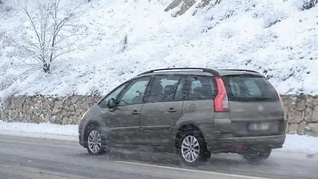 Ankara martta yeniden beyaza büründü