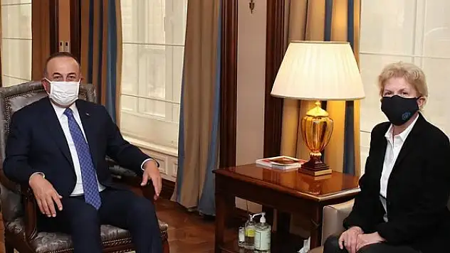 Çavuşoğlu: Kıbrıs'ta gerçekçi çözüm iki devletin egemen eşitliğine dayalı iş birliğidir