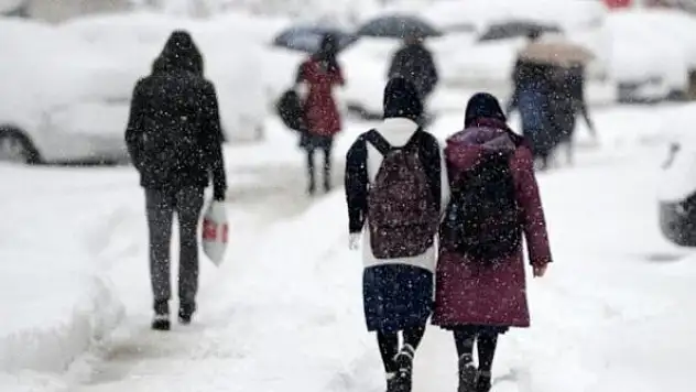 Konya'da eğitime kar engeli! Bir gün ara verildi