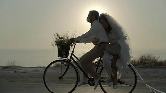 'Kendini iyi hisset filmi'yle veda...