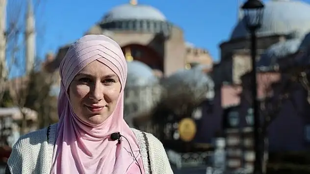 Müslümanlıkla tanışan İngiliz, şimdi sosyal medyada İslam'ı anlatıyor