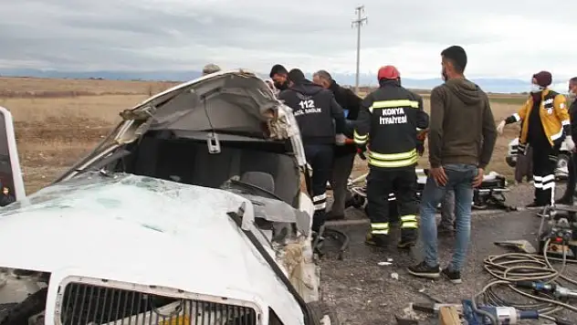 Konya'daki kazada ağır yaralanan otomobil sürücüsü hayatını kaybetti