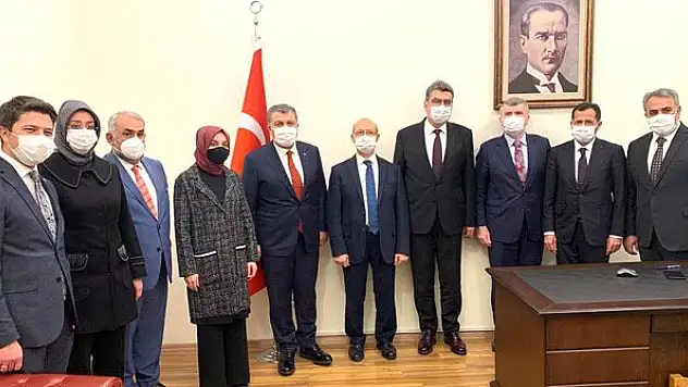 Konya vekillerinden Bakan Koca'ya ziyaret