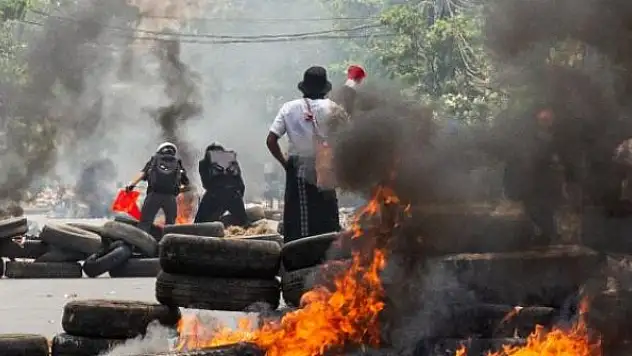 BM'den Myanmar'a uyarı: 520'den fazla kişi öldü, iç savaş çıkabilir