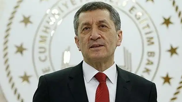 Bakan Selçuk: 26 ilimize 27 bin 445 tablet bilgisayar setini ulaştırıyoruz