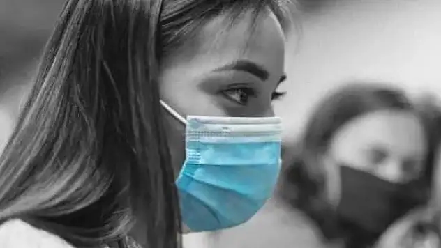 Alman bilim insanlarından endişelendiren maske uyarısı