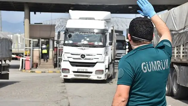 Türkiye komşularına 4,3 milyar dolarlık ihracat yaptı