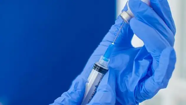 Koronavirüs geçirenler hangi aşıyı yaptırmalı?