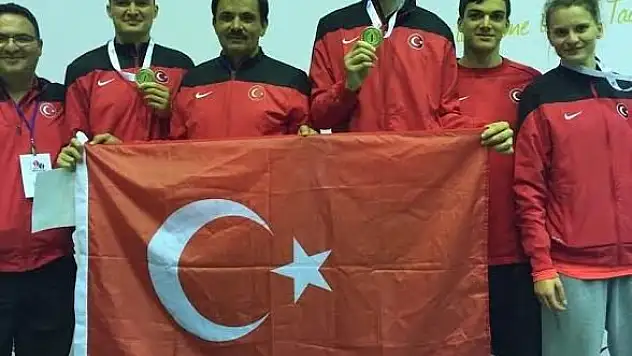 Türkiye'ye altın madalya kazandırdı