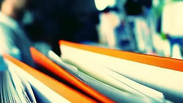 TSE 3 firmanın sözleşmelerini feshetti