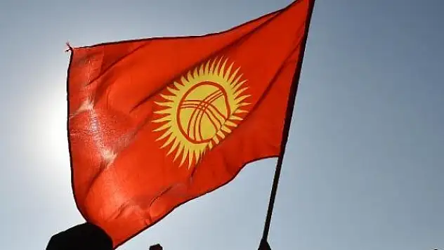 Kırgızistan halkı sandık başında