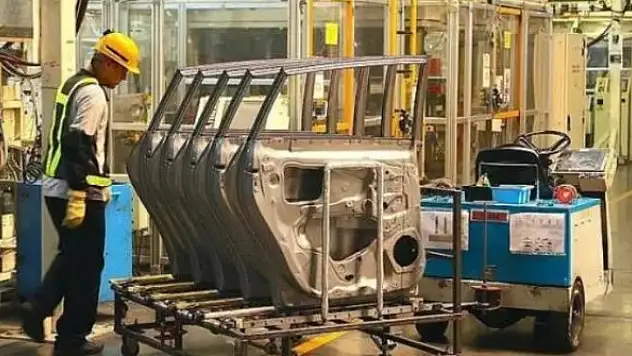 Sanayi üretimi yüzde 8.8'e yükseldi