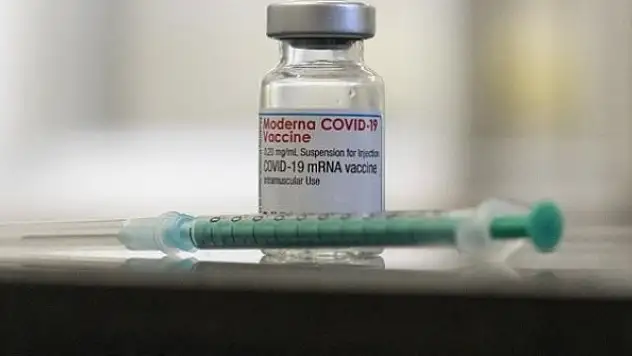 Moderna yeni verilerini açıkladı: Altı ay sonra yüzde 90'dan fazla etkili