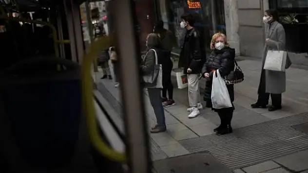 İspanya'da COVID-19'dan 131 kişi daha öldü