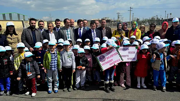 Ak Parti, Konya'da seçim çalışmalarına devam ediyor