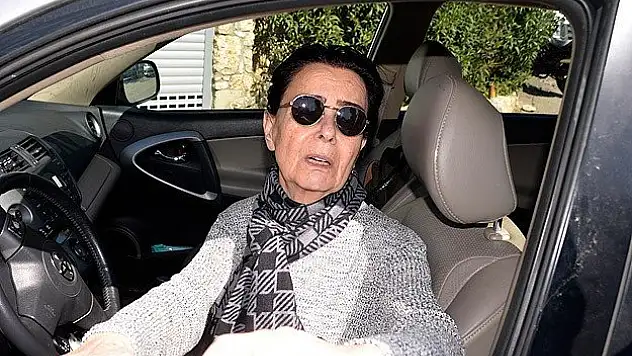 Fatma Girik trafik kazası geçirdi