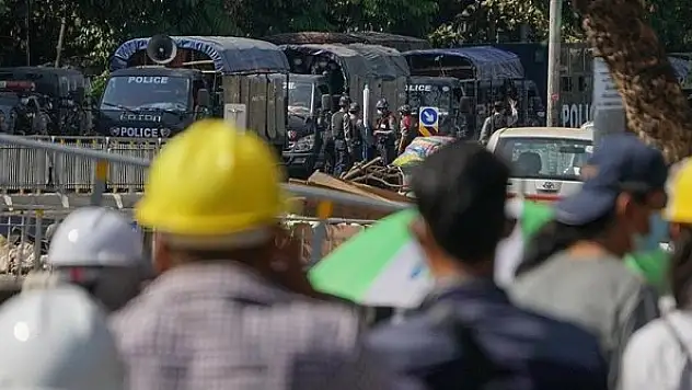 Myanmar'da 3,4 milyon kişi açlıkla karşı karşıya kalabilir