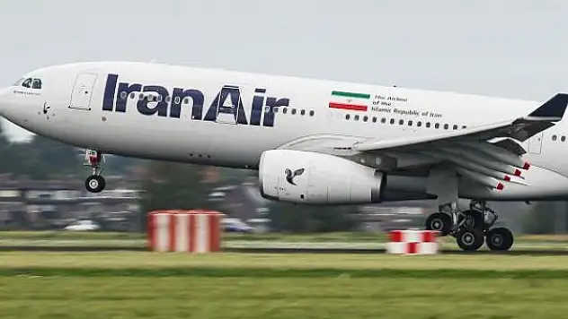 İran iki ülkeye uçak seferlerini durdurdu