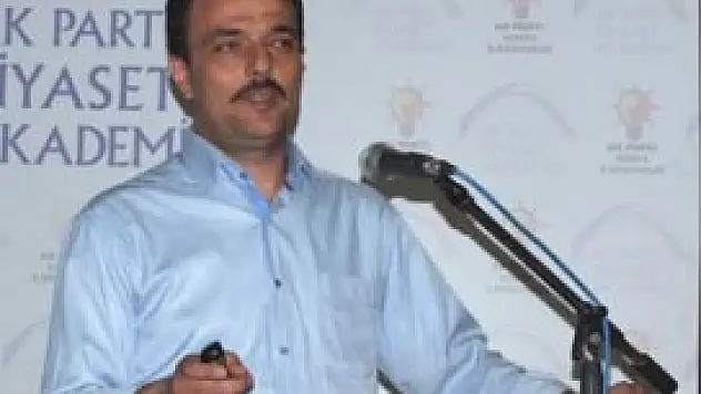 Siyaset Akademisi Eğitimleri tamamlandı