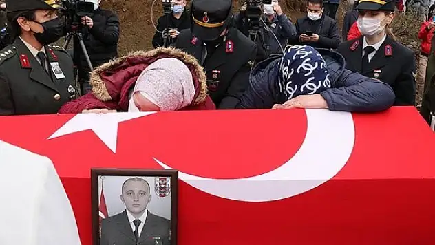 Şehit Uzman Çavuş Aygün Çakar son yolculuğuna uğurlandı