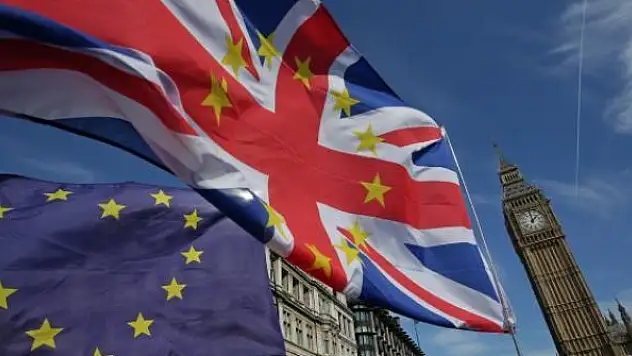 AB-İngiltere ticaret anlaşmasına Avrupa Parlamentosundan onay