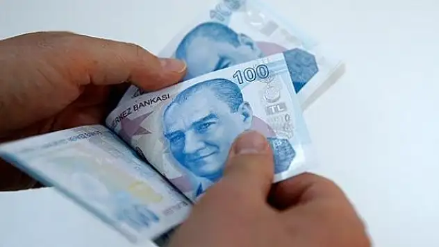Emeklinin bayram ikramiyesi 1100 liraya çıkarıldı