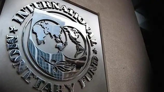 IMF, Suudi Arabistan'ın büyüme tahminini yüzde 2,1'e çekti