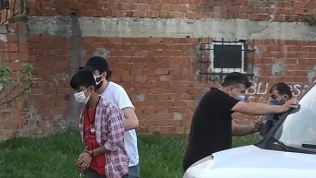 Fidye için kaçırılan Pakistan uyruklu genci polis kurtardı