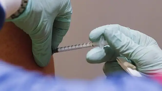 Dünya genelinde 1,24 milyardan fazla doz Kovid-19 aşısı yapıldı