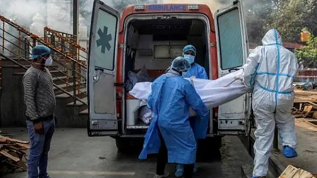 Hindistan'da patlama: 10 ölü