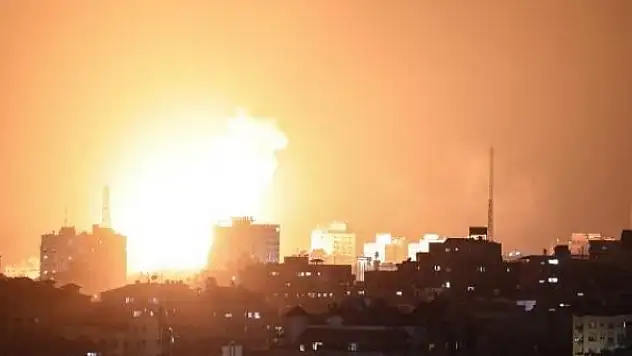 İsrail'in hava saldırısında 20 Filistinli hayatını kaybetti