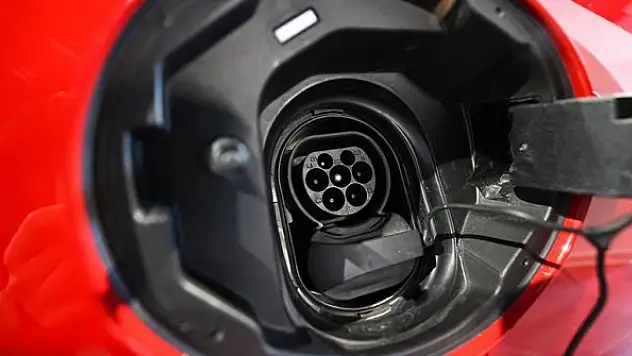 Elektrikli taşıtlar eşya, kargo ve yolcu taşımacılığında kullanılabilecek