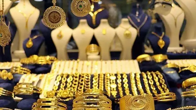 4 ayda 1,4 milyar dolarlık ihracat