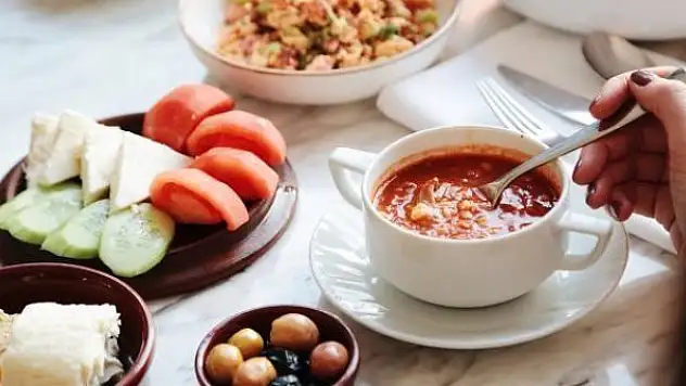 Sağlık Bakanlığı: Bayramda yiyecek miktarı aniden artırılmamalı