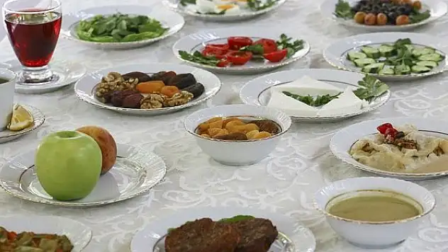 Sağlık Bakanlığı'ndan Ramazan Bayramı'nda sağlıklı beslenme önerileri