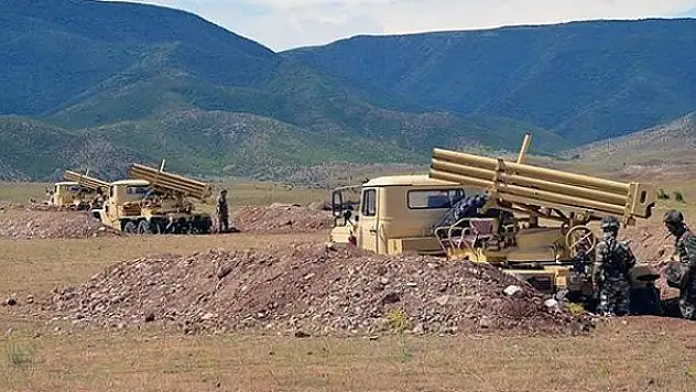 Azerbaycan-İran sınırında çatışma: 2 Azerbaycan askeri şehit oldu