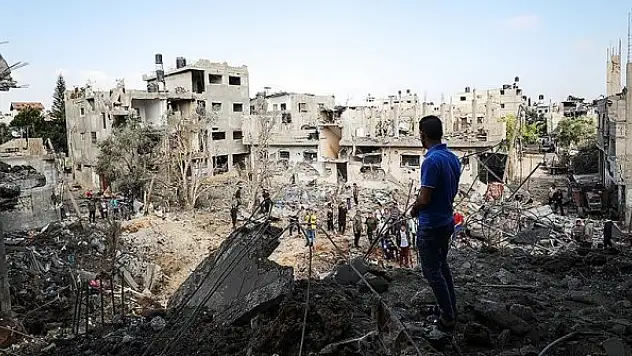 Gazze'ye yönelik saldırılarda 10 binden fazla kişi yerinden edildi