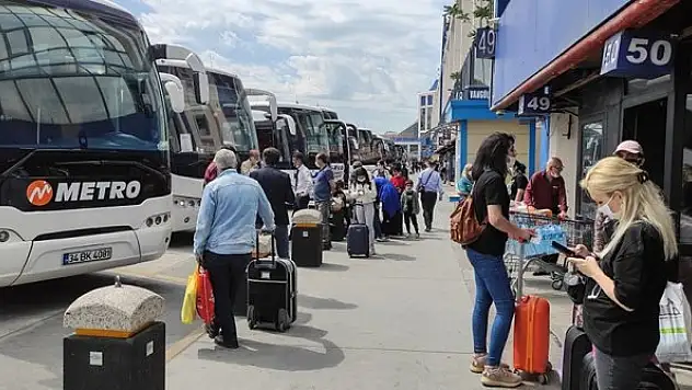 Otogarda hareketlilik yaşanıyor