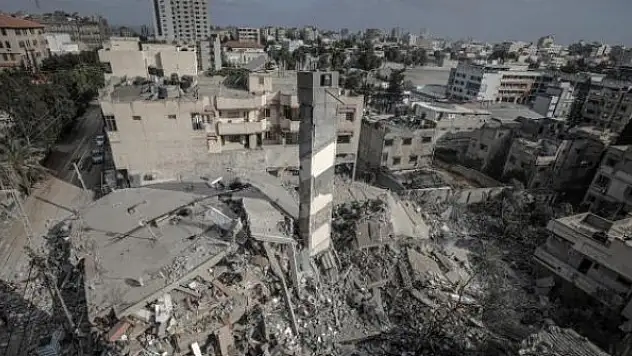 İsrail'in Gazze bombardımanında 243 milyon dolar zarar