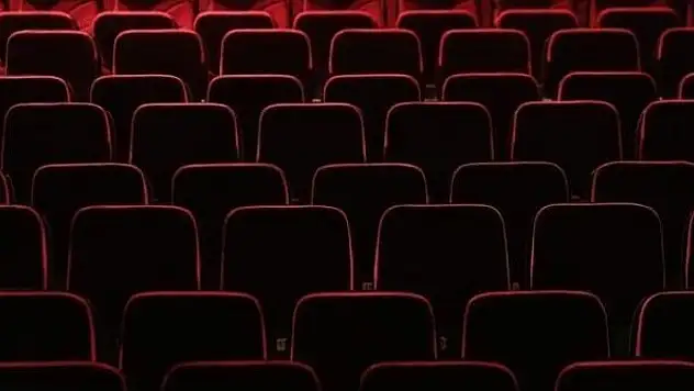 Tiyatro sanatçısı Cezmi Gökalp hayatını kaybetti