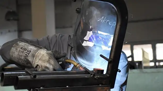 Yazılım ve kaynakçılık bölümlerini seçenlere burs ve istihdam müjdesi