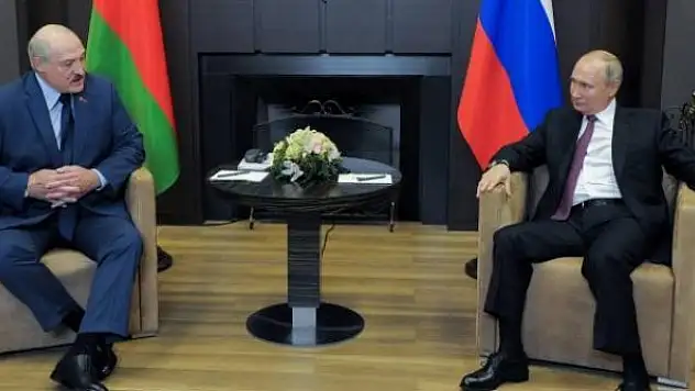 Putin ve Lukaşenko Soçi'de görüştü