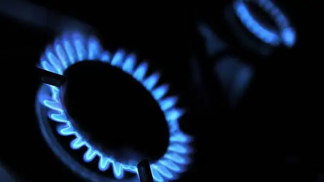 Bakan Dönmez'den 6 ilçeye doğal gaz müjdesi