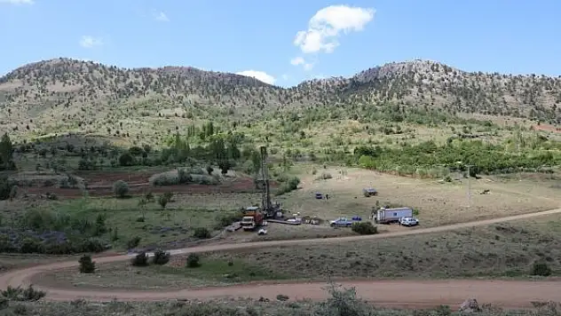 Bozkır'ın üç mahallesinde daha su hasreti giderildi