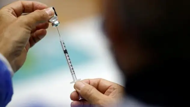 Dünya genelinde 1 milyar 980 milyon dozdan aşı yapıldı